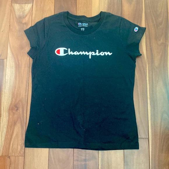 gently used champion t-shirt - Picture 1 of 1